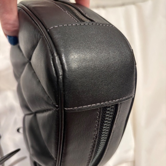 Coach Quilted Heart Bag Large - Picture 4 of 7